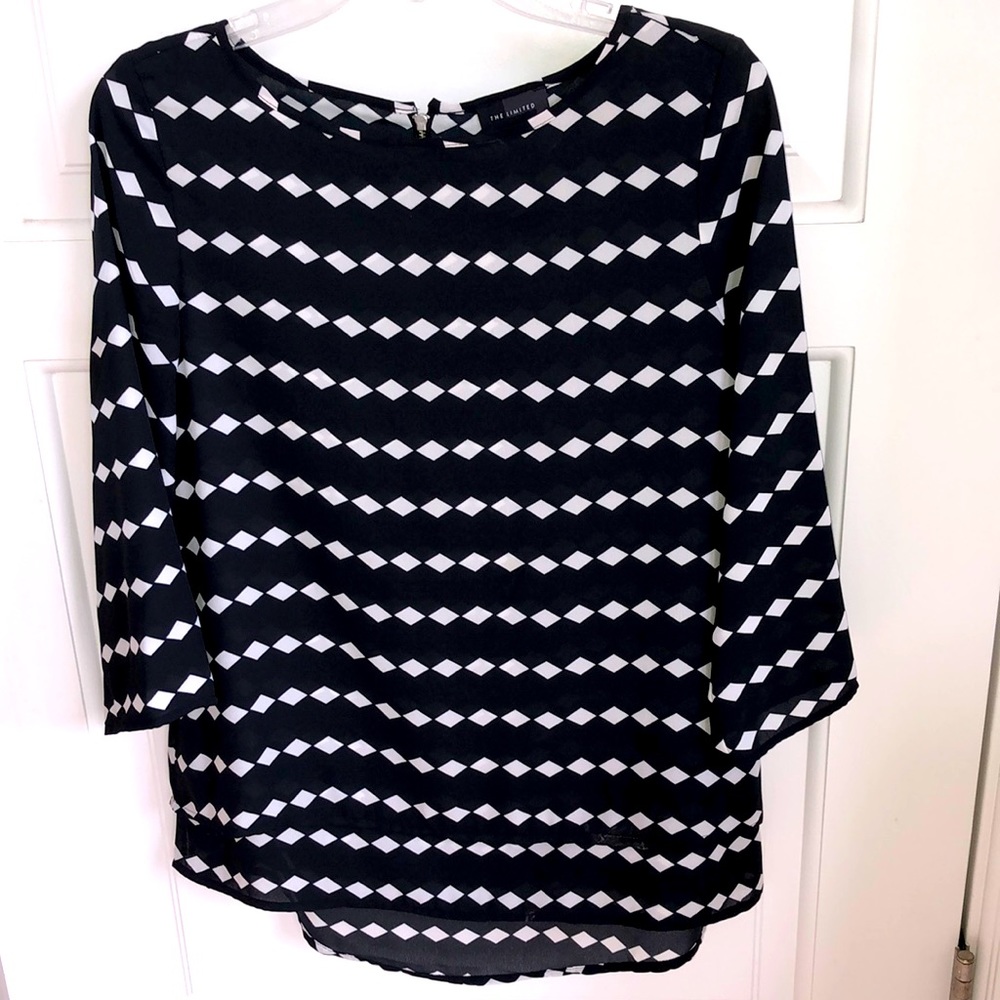 The Limited super chic blouse with layered bottom and zip back